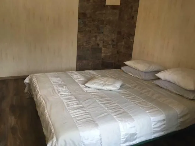 Apartament Riia 141 *